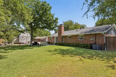 11555 Cromwell Circle, Dallas, TX 75229 - Photo 29