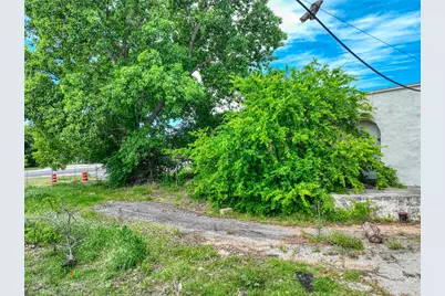 110 N Wickham Street, Alvord, TX 76225 - Photo 11