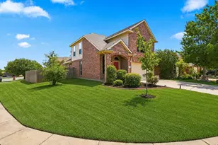 12152 Thicket Bend Dr, Fort Worth, TX 76244 - Photo 3