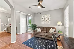 12152 Thicket Bend Dr, Fort Worth, TX 76244 - Photo 7