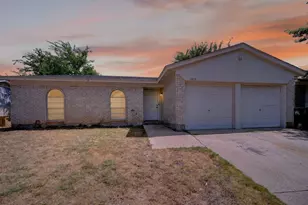 5415 Sandusky Ct, Arlington, TX 76017 - Photo 1