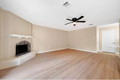 5415 Sandusky Court, Arlington, TX 76017 - Photo 5