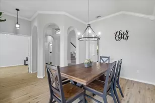 409 Springtree Rd, Lake Dallas, TX 75065 - Photo 9