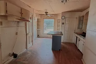 2009 Kingsley Dr, Dallas, TX 75216 - Photo 3