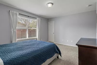 8570 Bearden Lane, Dallas, TX 75227 - Photo 17
