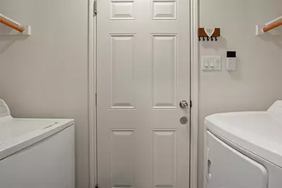 8570 Bearden Lane, Dallas, TX 75227 - Photo 25