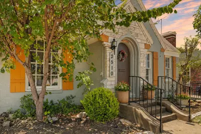 2510 W Jefferson Boulevard, Dallas, TX 75211 - Photo 1