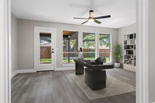 2208 Newcastle Cir, Plano, TX 75075 - Photo 9
