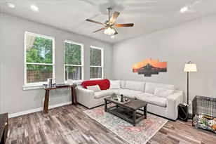 1001 Oak Valley Rd, Burleson, TX 76028 - Photo 7