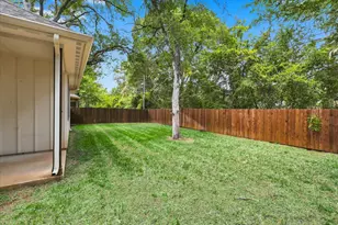1001 Oak Valley Rd, Burleson, TX 76028 - Photo 31