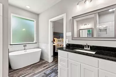 1001 Oak Valley Road, Burleson, TX 76028 - Photo 17