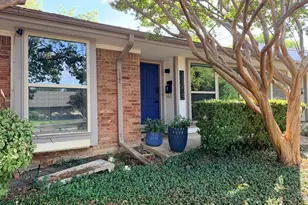 13704 Flagstone Ln, Dallas, TX 75240 - Photo 1