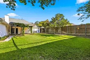 8721 Flint Falls Dr, Dallas, TX 75243 - Photo 25