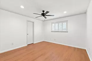 8721 Flint Falls Dr, Dallas, TX 75243 - Photo 15