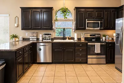 532 Vidalia Court, Fort Worth, TX 76052 - Photo 5