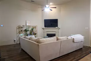 532 Vidalia Ct, Fort Worth, TX 76052 - Photo 7