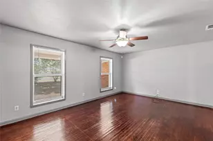 603 E Market St, Mabank, TX 75147 - Photo 5