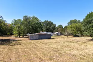 603 E Market St, Mabank, TX 75147 - Photo 23
