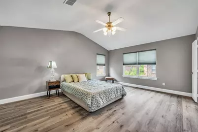 399 Teague Drive, Lewisville, TX 75067 - Photo 25