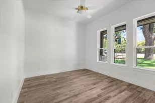 3303 Hiawatha Trail, Fort Worth, TX 76135 - Photo 17