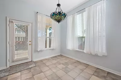 2405 Moon Dance Court, Arlington, TX 76001 - Photo 7