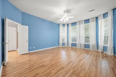 2405 Moon Dance Court, Arlington, TX 76001 - Photo 9