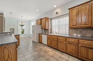 2405 Moon Dance Ct, Arlington, TX 76001 - Photo 11