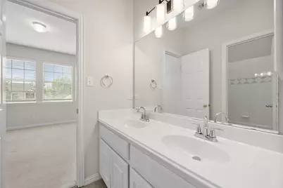 2405 Moon Dance Court, Arlington, TX 76001 - Photo 25
