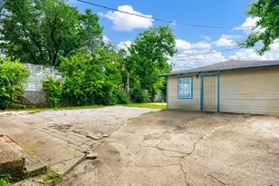 714 S Winnetka Ave, Dallas, TX 75208 - Photo 13