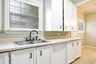 714 S Winnetka Ave, Dallas, TX 75208 - Photo 9