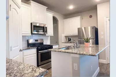 632 Redwood Drive, Greenville, TX 75402 - Photo 3