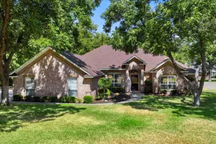 6021 Melrose Cir, Granbury, TX 76049 - Photo 1