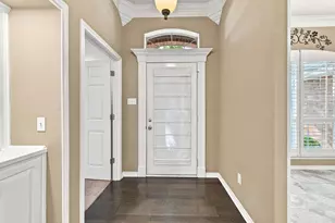 6021 Melrose Cir, Granbury, TX 76049 - Photo 5