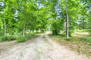 3126 Shadow Pne Dr, LaRue, TX 75770 - Photo 1
