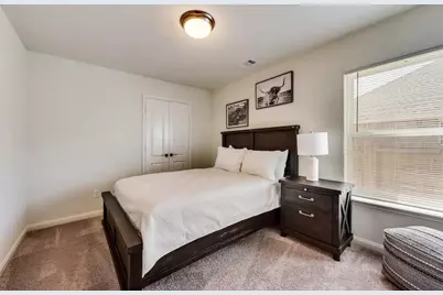 808 Oak Valley, Denton, TX 76209 - Photo 9