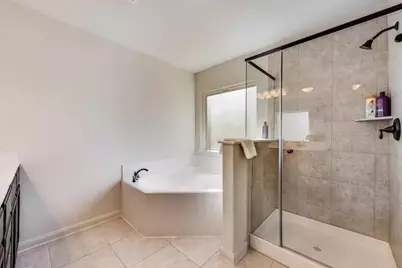 808 Oak Valley, Denton, TX 76209 - Photo 5