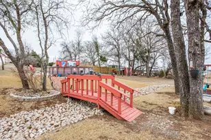 136 Alyssa Ct, Weatherford, TX 76085 - Photo 23