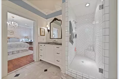 860 N Bailey Avenue, Fort Worth, TX 76107 - Photo 31