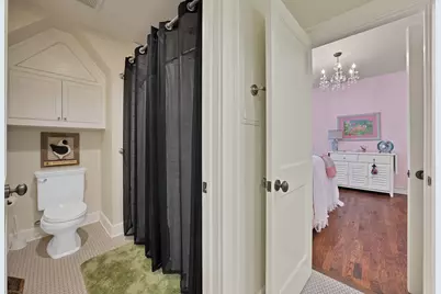 860 N Bailey Avenue, Fort Worth, TX 76107 - Photo 23