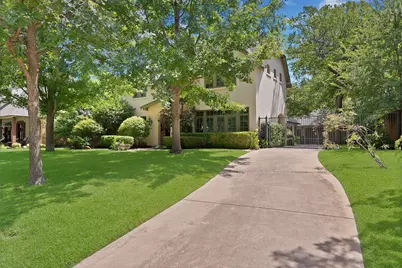 860 N Bailey Avenue, Fort Worth, TX 76107 - Photo 3