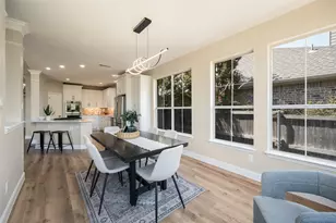 2710 Cobblestone Dr, Grapevine, TX 76051 - Photo 13