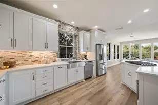 2710 Cobblestone Dr, Grapevine, TX 76051 - Photo 9