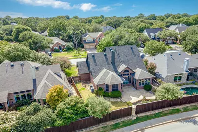 2710 Cobblestone Drive, Grapevine, TX 76051 - Photo 35