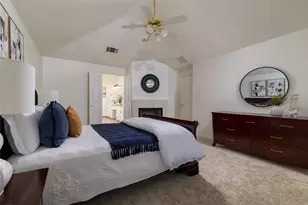 2221 Hidden Woods Ct, Arlington, TX 76006 - Photo 17