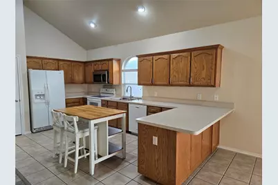 624 Caravan Drive, Fort Worth, TX 76131 - Photo 9