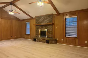 1058 E Jefferson St, Van Alstyne, TX 75495 - Photo 3