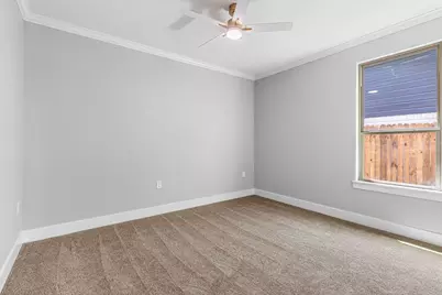 406 SW 16th Street, Grand Prairie, TX 75050 - Photo 21