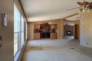 3003 Hilltop Rd, Granbury, TX 76048 - Photo 5