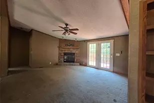 3003 Hilltop Rd, Granbury, TX 76048 - Photo 13