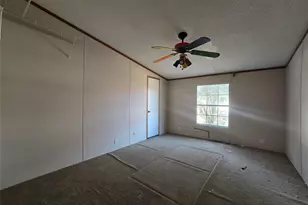 3003 Hilltop Rd, Granbury, TX 76048 - Photo 5